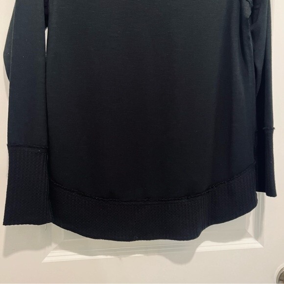 Knox Rose Black Pullover Lace Shoulder Detail High/Low Hem Women's Sz. XS - Picture 9 of 11